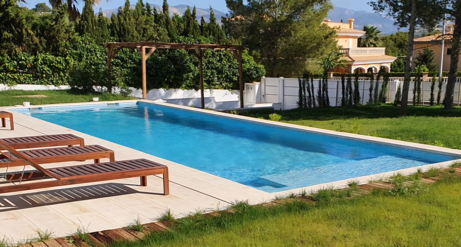 Construcción de piscinas a medida en Mallorca